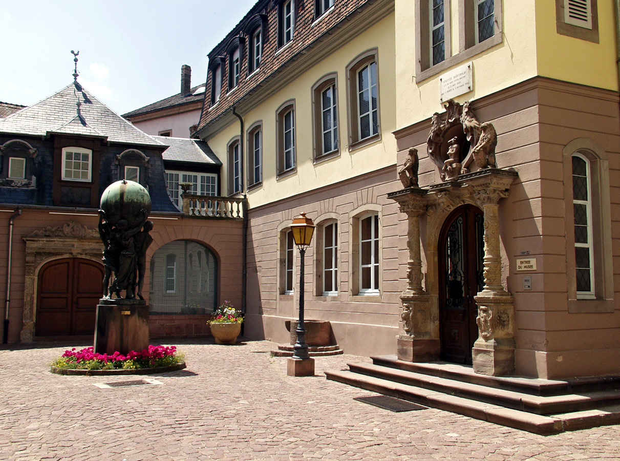 Vue de la cour du musée Bartholdi à Colmar