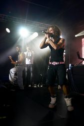 Le chanteur Coeurly