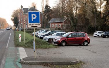 Colmar - parking-covoiturage-route-bale.jpg