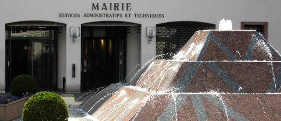 Entrée de la mairie de Colmar, place de la mairie