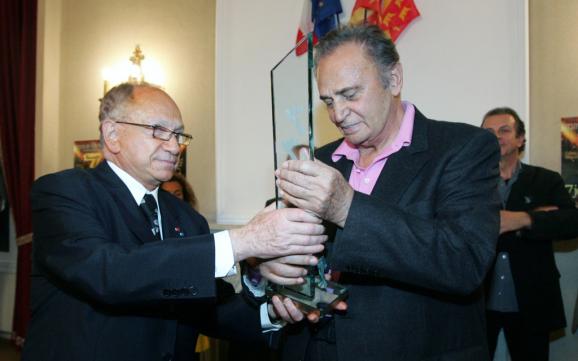 2008 : un trophée pour Roger Hanin